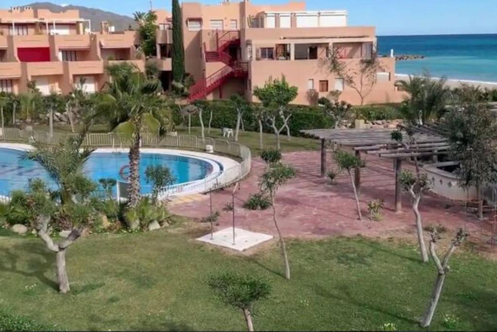 Estudio En Urbanizacion Naturista Con Piscina Junto Al Mar مْبيرا المظهر الخارجي الصورة